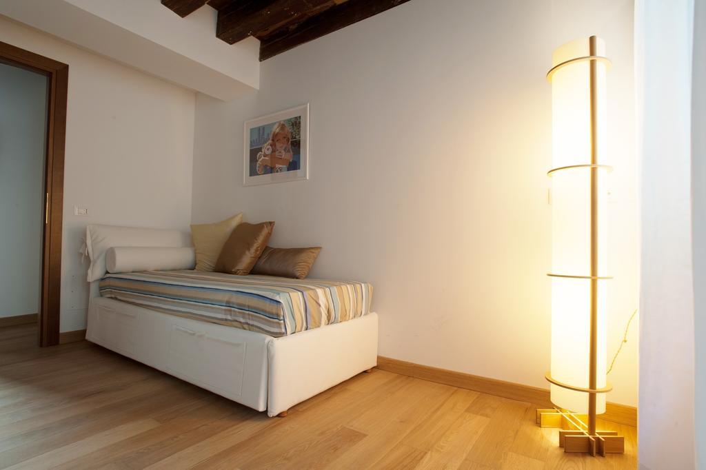 The Lion'S House Apt1 Venice Room photo
