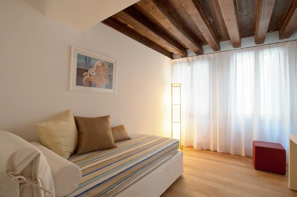 The Lion'S House Apt1 Venice Room photo